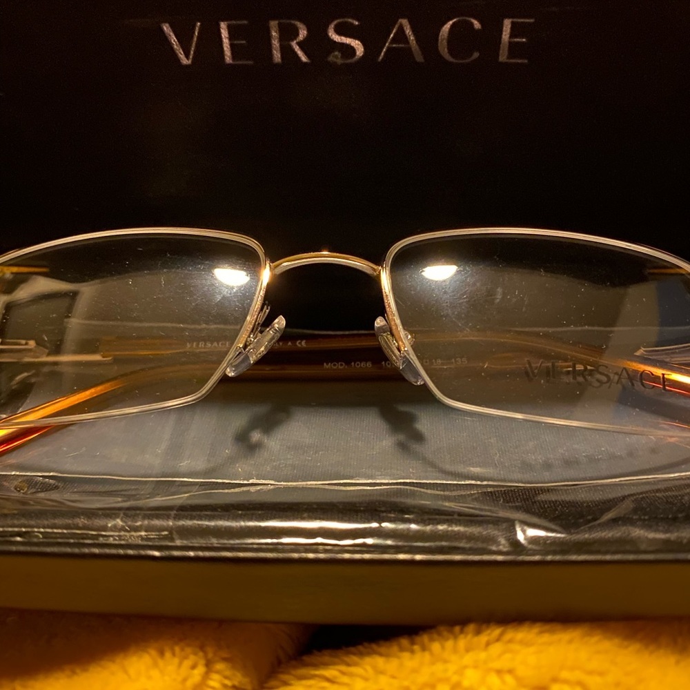 Versace glasses *NEW* - Picture 6 of 7